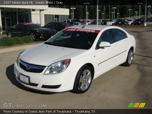 2007 Saturn Aura XE in Cream White