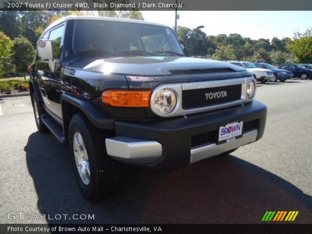 2007 Toyota FJ Cruiser 4WD in Black Diamond