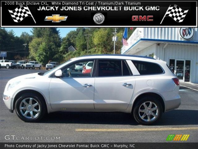 2008 Buick Enclave CXL in White Diamond Tri Coat
