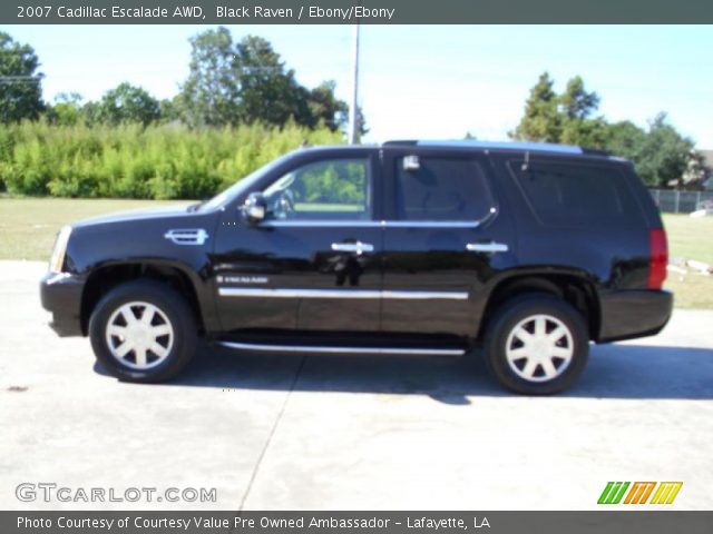 2007 Cadillac Escalade AWD in Black Raven