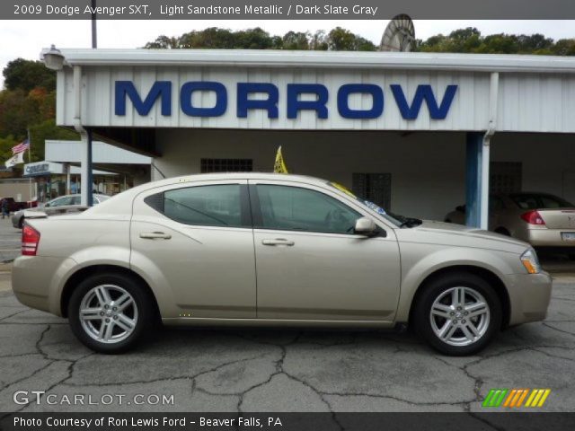 2009 Dodge Avenger SXT in Light Sandstone Metallic