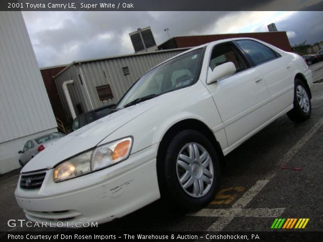 2001 Toyota Camry LE in Super White