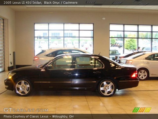 2005 Lexus LS 430 Sedan in Black Onyx