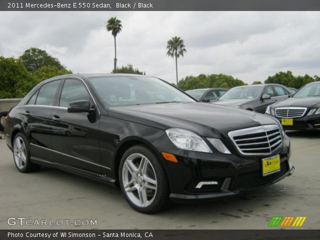 2011 Mercedes-Benz E 550 Sedan in Black