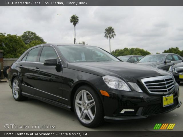 2011 Mercedes-Benz E 550 Sedan in Black