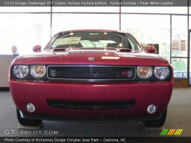 2010 Dodge Challenger R/T Classic Furious Fuchsia Edition in Furious Fuchsia