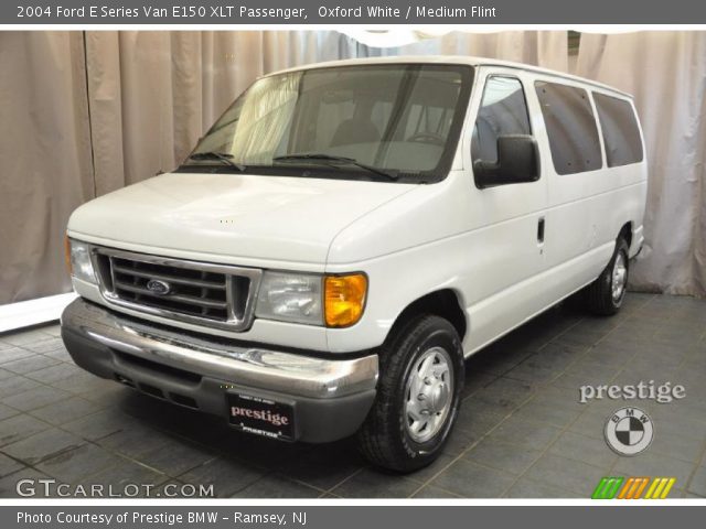 2004 Ford E Series Van E150 XLT Passenger in Oxford White