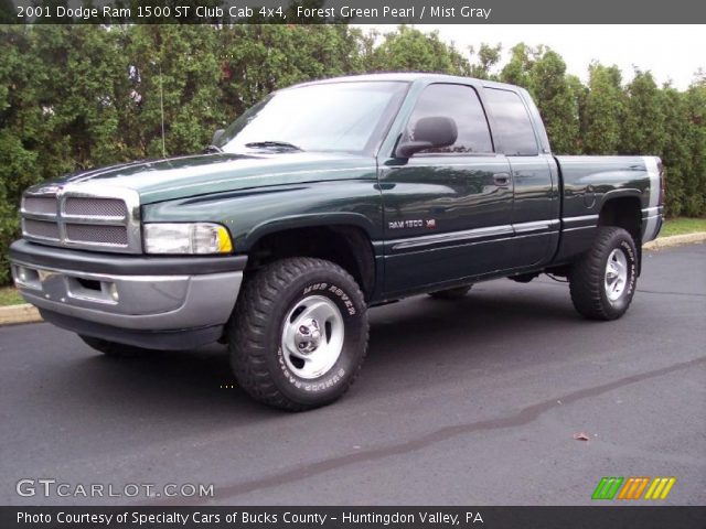 2001 Dodge Ram 1500 ST Club Cab 4x4 in Forest Green Pearl