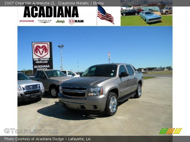 2007 Chevrolet Avalanche LS in Graystone Metallic