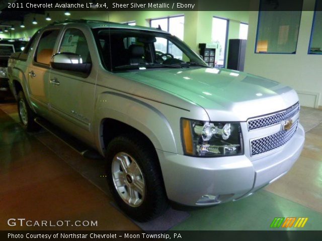 2011 Chevrolet Avalanche LT 4x4 in Sheer Silver Metallic