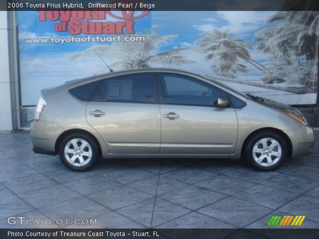 2006 Toyota Prius Hybrid in Driftwood Pearl