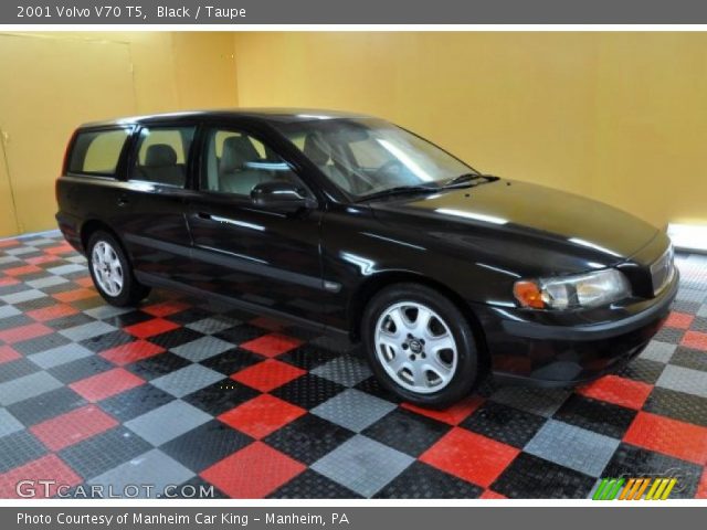 2001 Volvo V70 T5 in Black