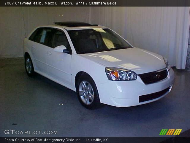 2007 Chevrolet Malibu Maxx LT Wagon in White