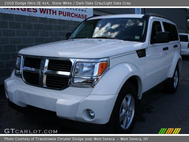 2009 Dodge Nitro SE 4x4 in Stone White