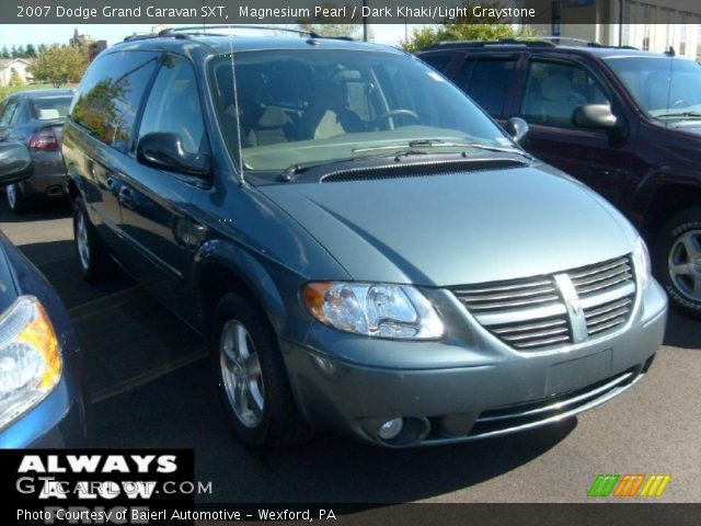 2007 Dodge Grand Caravan SXT in Magnesium Pearl