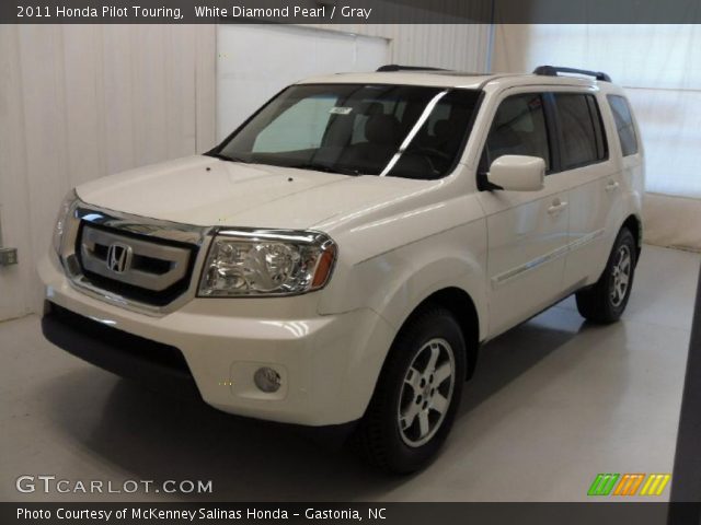 2011 Honda Pilot Touring in White Diamond Pearl