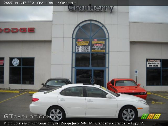 2005 Lexus ES 330 in Crystal White