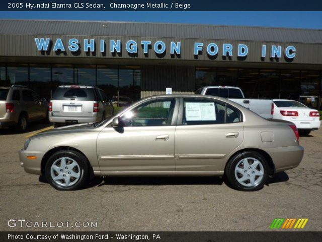 2005 Hyundai Elantra GLS Sedan in Champagne Metallic