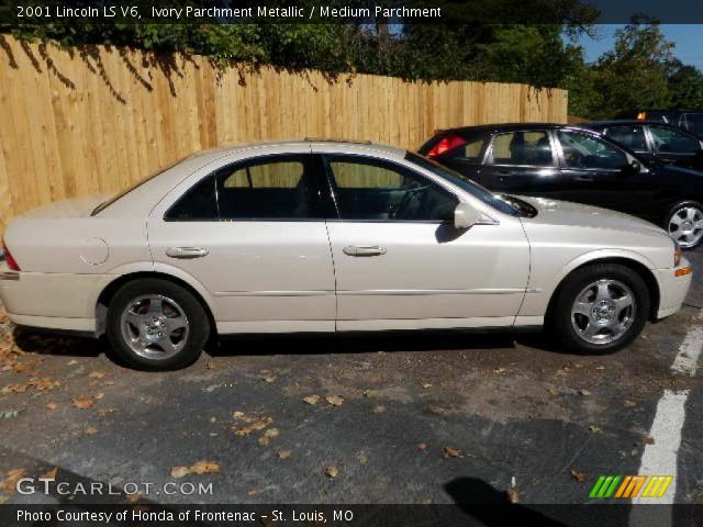 2001 Lincoln LS V6 in Ivory Parchment Metallic