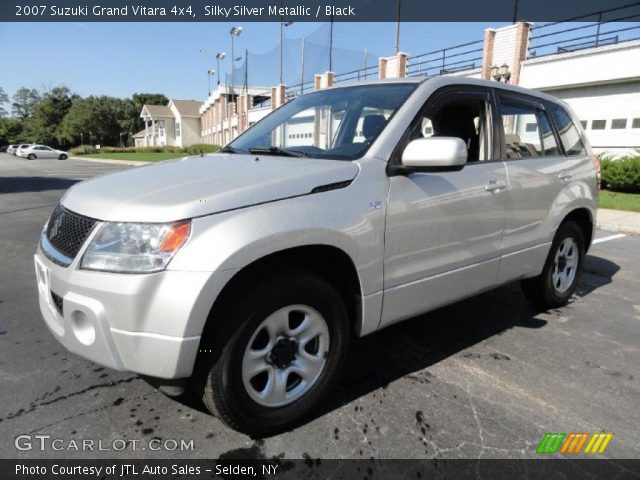 2007 Suzuki Grand Vitara 4x4 in Silky Silver Metallic