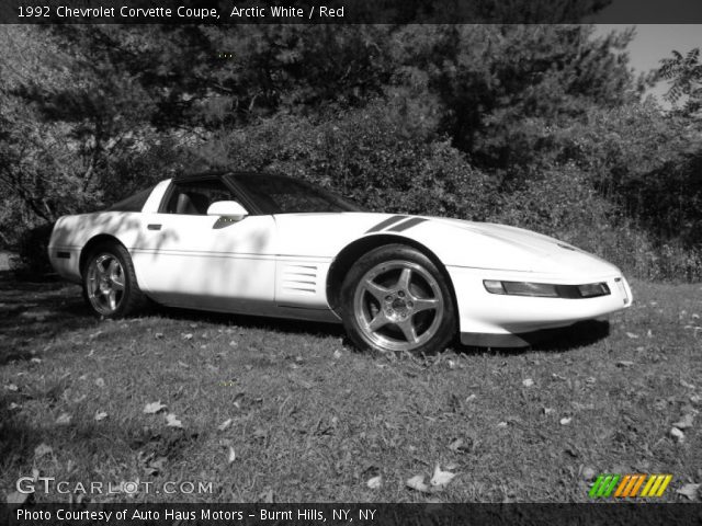 1992 Chevrolet Corvette Coupe in Arctic White