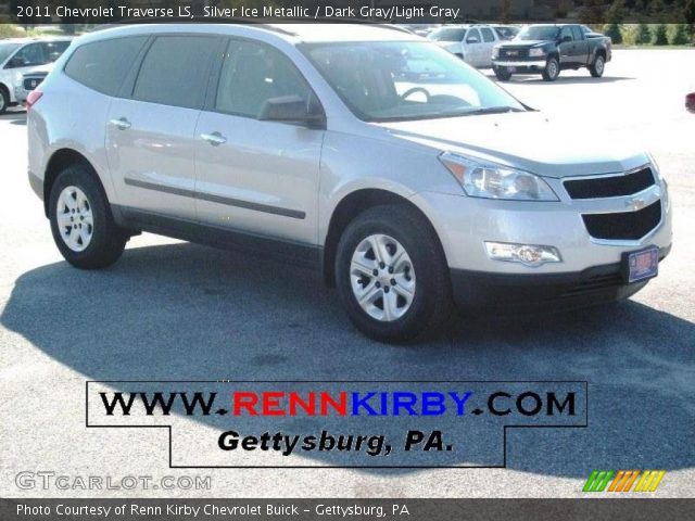 2011 Chevrolet Traverse LS in Silver Ice Metallic