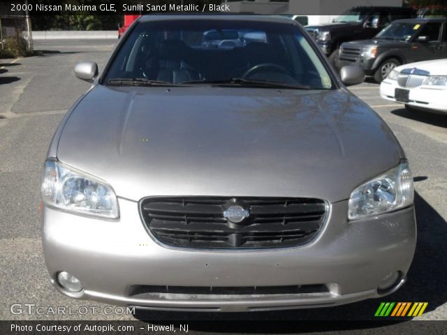 2000 Nissan Maxima GLE in Sunlit Sand Metallic
