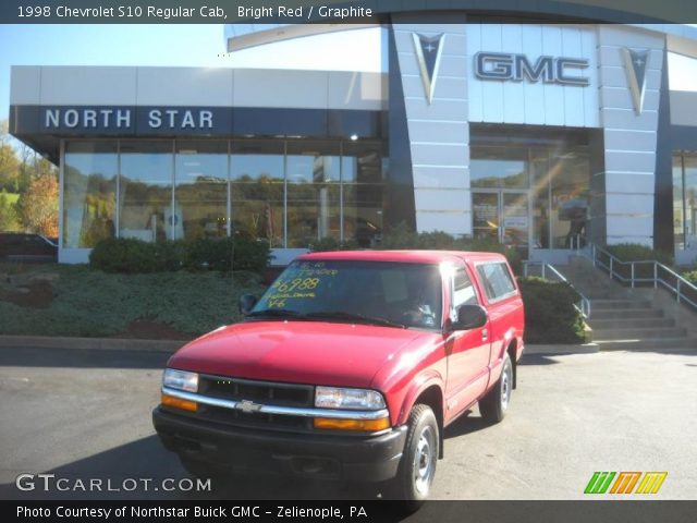 1998 Chevrolet S10 Regular Cab in Bright Red