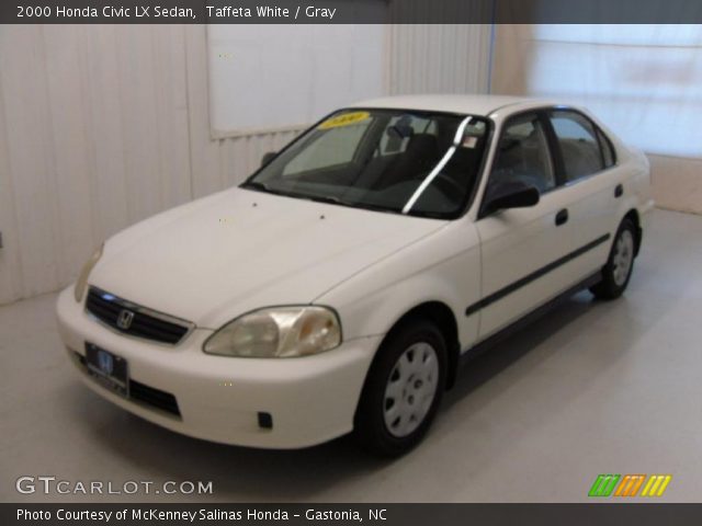 2000 Honda Civic LX Sedan in Taffeta White