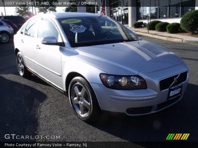 2007 Volvo S40 T5 AWD in Silver Metallic