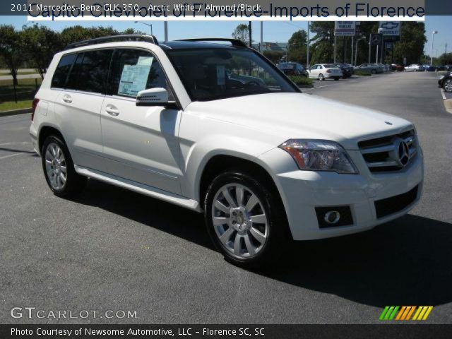 2011 Mercedes-Benz GLK 350 in Arctic White