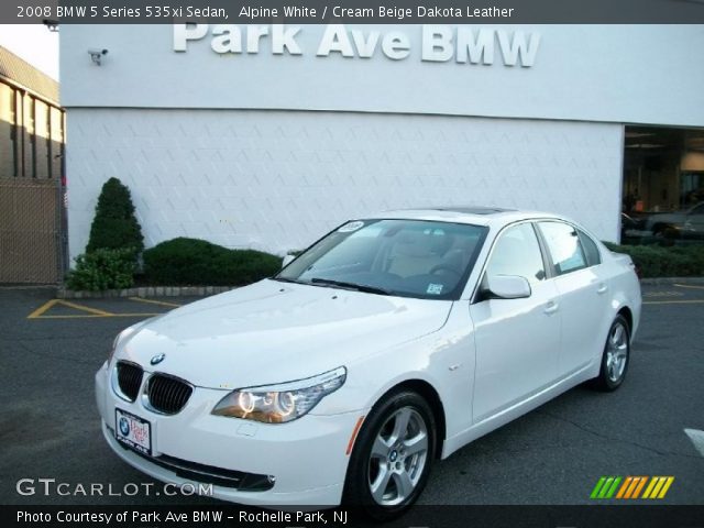 2008 BMW 5 Series 535xi Sedan in Alpine White