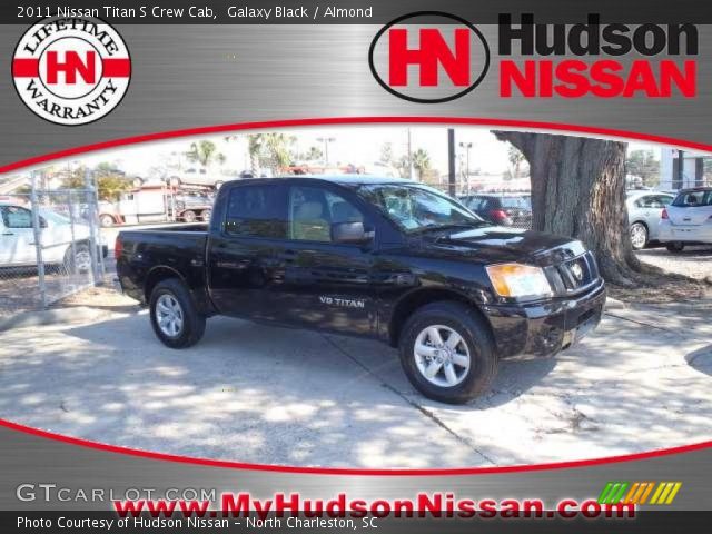 2011 Nissan Titan S Crew Cab in Galaxy Black