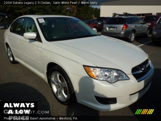 2009 Subaru Legacy 2.5i Sedan in Satin White Pearl