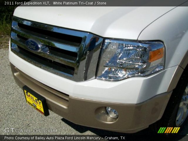 2011 Ford Expedition XLT in White Platinum Tri-Coat