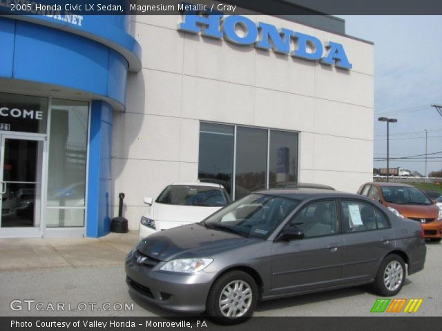 2005 Honda Civic LX Sedan in Magnesium Metallic