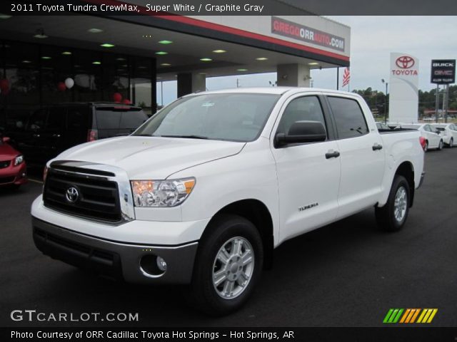 2011 Toyota Tundra CrewMax in Super White