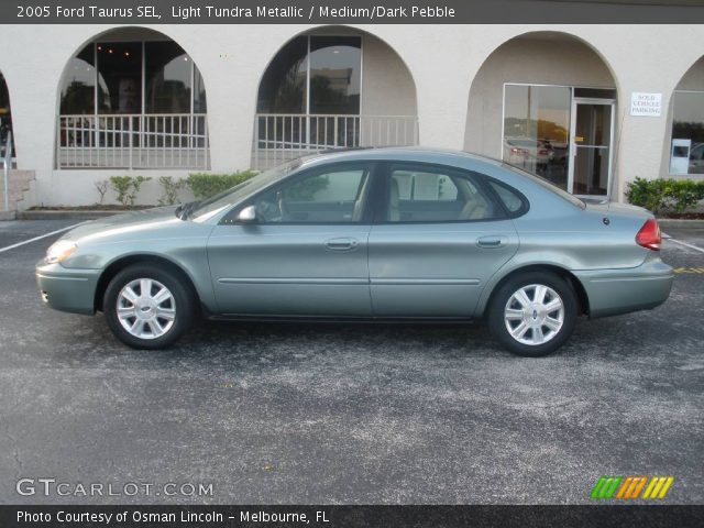 2005 Ford Taurus SEL in Light Tundra Metallic