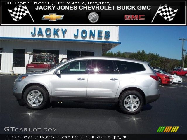 2011 Chevrolet Traverse LT in Silver Ice Metallic