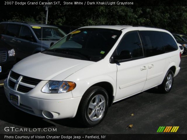 2007 Dodge Grand Caravan SXT in Stone White