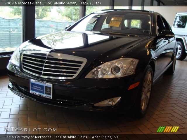 2009 Mercedes-Benz S 550 4Matic Sedan in Black