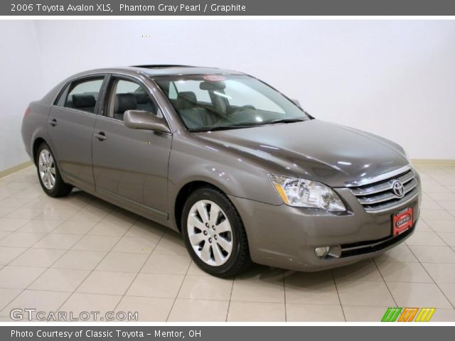 2006 Toyota Avalon XLS in Phantom Gray Pearl