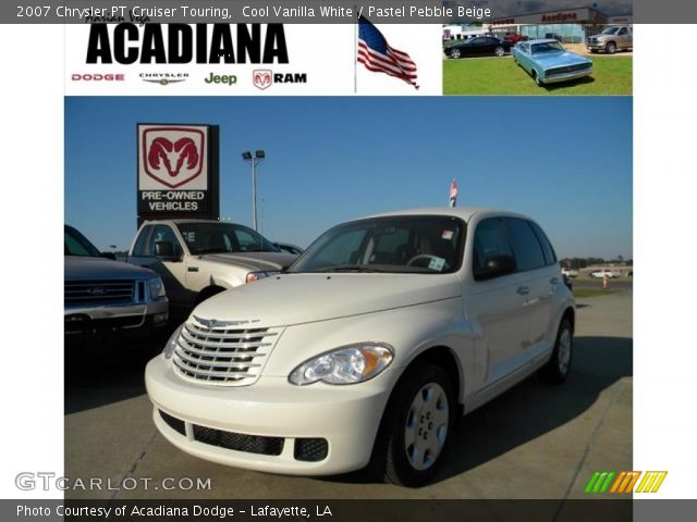 2007 Chrysler PT Cruiser Touring in Cool Vanilla White