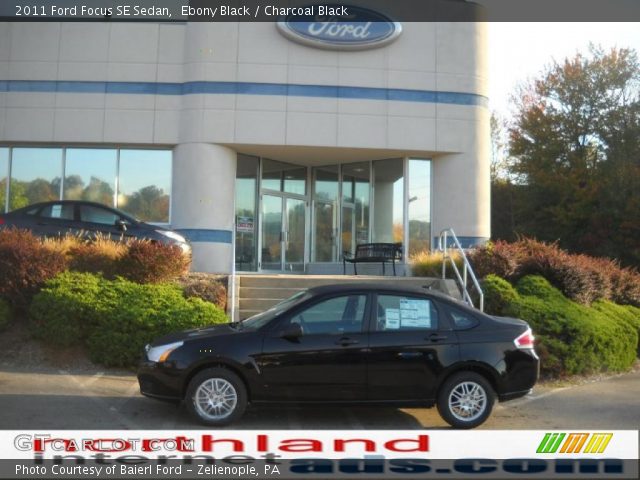 2011 Ford Focus SE Sedan in Ebony Black