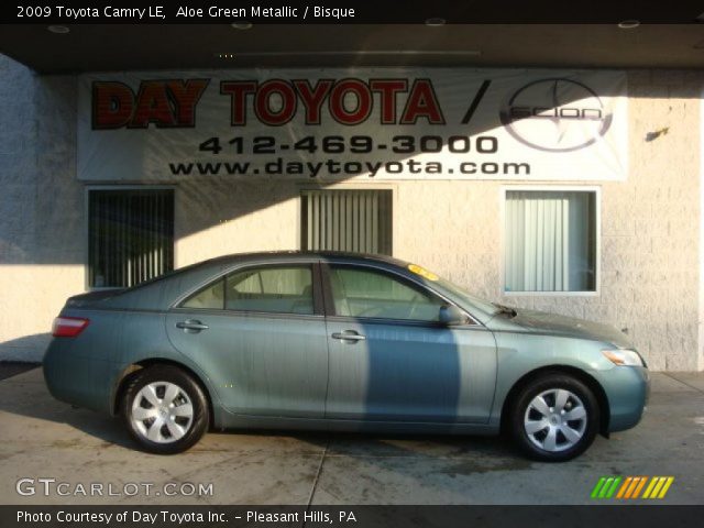 2009 Toyota Camry LE in Aloe Green Metallic