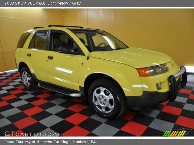 2003 Saturn VUE AWD in Light Yellow