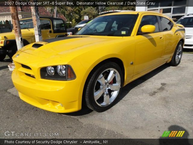 2007 Dodge Charger SRT-8 Super Bee in Detonator Yellow Clearcoat