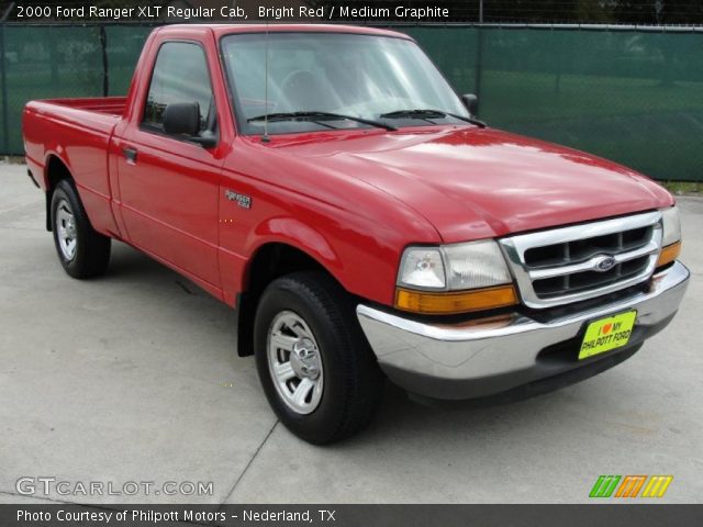 2000 Ford Ranger XLT Regular Cab in Bright Red