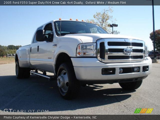 2005 Ford F350 Super Duty FX4 Crew Cab 4x4 Dually in Oxford White