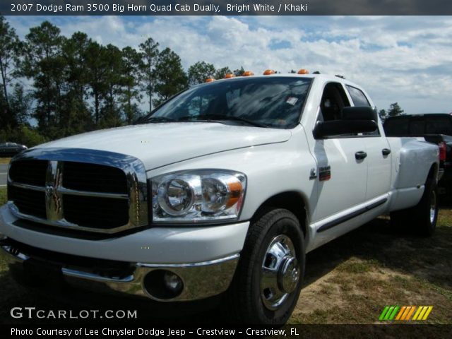 2007 Dodge Ram 3500 Big Horn Quad Cab Dually in Bright White